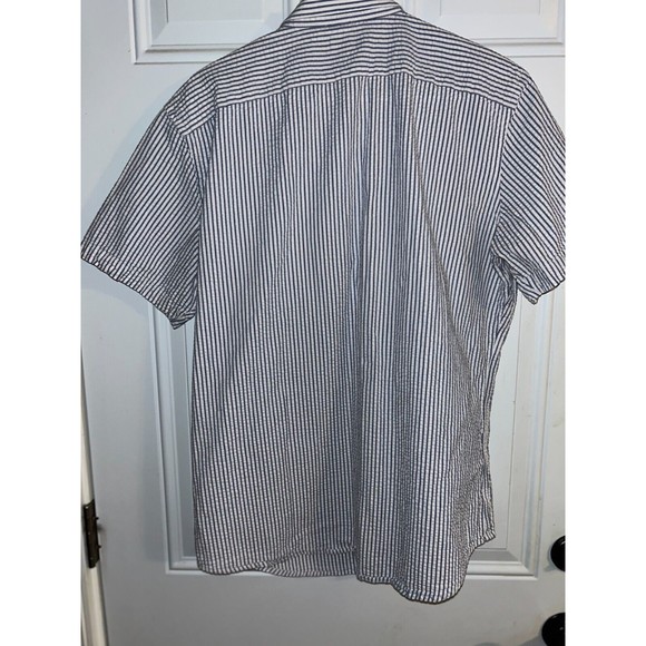 Banana Republic Seersucker Mens Sz L Standard Fit Blue Stripe Short Sleeve Shirt - Picture 5 of 7
